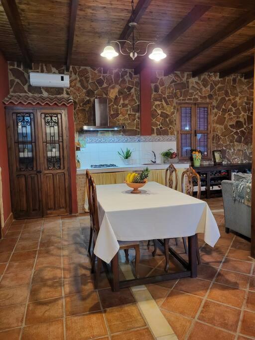 La Buganvilla, Descanso Entre Olivares ออร์นาชวยโลส ภายนอก รูปภาพ