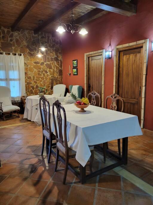 La Buganvilla, Descanso Entre Olivares ออร์นาชวยโลส ภายนอก รูปภาพ
